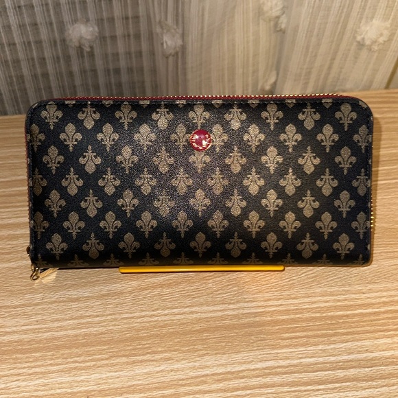 NWOT Patrick Cox Zip Around Long Wallet - Picture 1 of 16